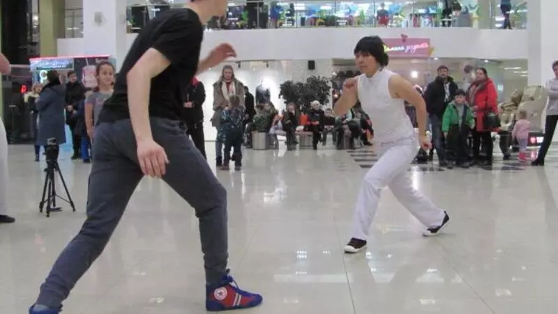 Сахалинцам показали искусство капоэйра