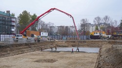 На Сахалине приступили к бетонированию основания студенческого городка СахГУ
