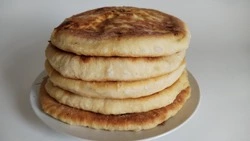 Сырные лепёшки