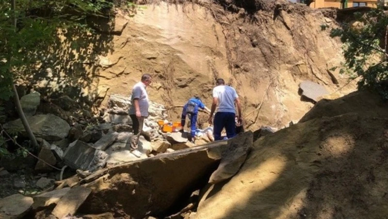 В санатории Кисловодска обрушились скалы – пострадали двое отдыхающих