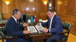 Новый стандарт ответственности: политологи прокомментировали итоги встречи Лимаренко с мэром Холмска