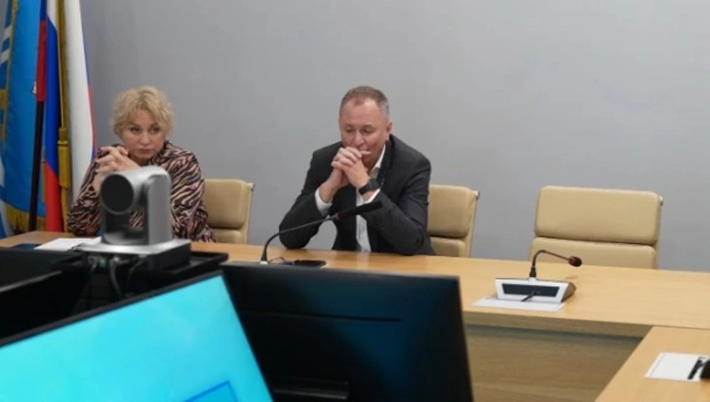 Оперативный штаб провели из-за надвигающегося циклона в Южно-Сахалинске