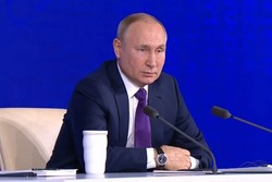 «Пришлось перепрофилировать врачей»: Путин рассказал о плановой помощи в период пандемии