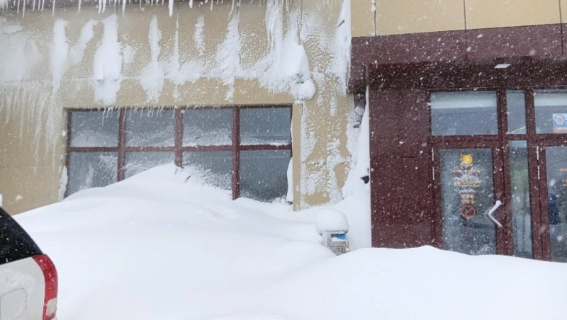 ГЖИ в Южно-Сахалинске выдала предостережение 11 УК за некачественную расчистку дворов от снега