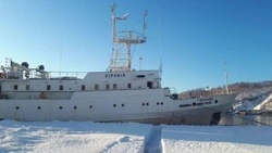 Судно «Гипанис» продолжило путь с Курил на Камчатку после устранения технической неполадки