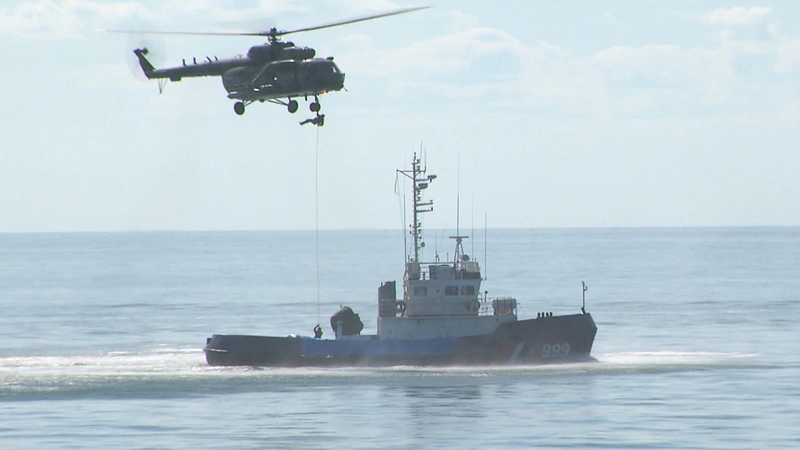 Российские и японские пограничники устроили учения