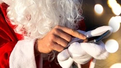 Эксперты МТС объяснили, как правильно использовать смартфон в морозы