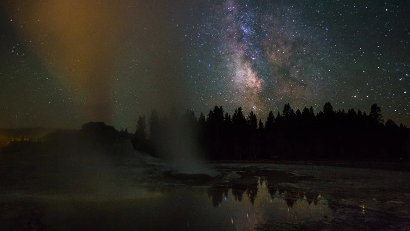 Гороскоп на 2 ноября 2022 года для всех Знаков Зодиака: прогноз и совет на день