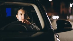 Ссора двух влюбленных в Поронайске обернулась угоном автомобиля у женщины 