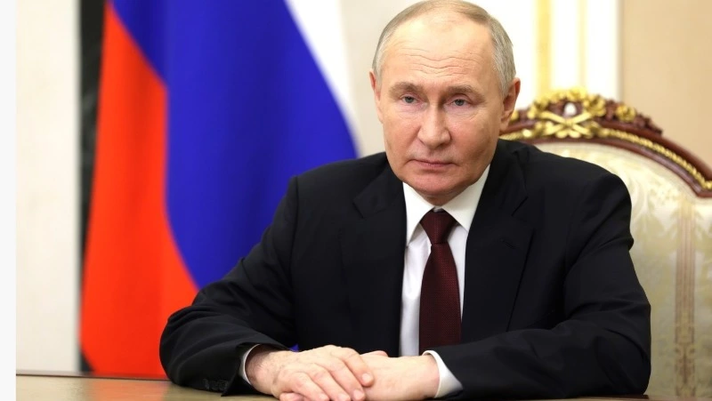 Президент присвоил звание генерал-лейтенанта сахалинскому военнокомандующему 