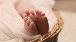 Следователи выяснят, кто довел малыша в Долинске до смертельного обезвоживания
