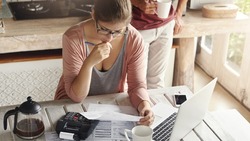 Пособие по уходу за ребенком хотят увеличить до 60% от зарплаты