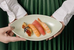 21 декабря — День повара японской кухни. Где поесть суши и роллы на Сахалине?