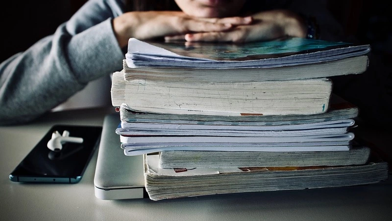 Сахалинцы осудили учительницу, которая не отпустила с урока в туалет ребенка с диареей