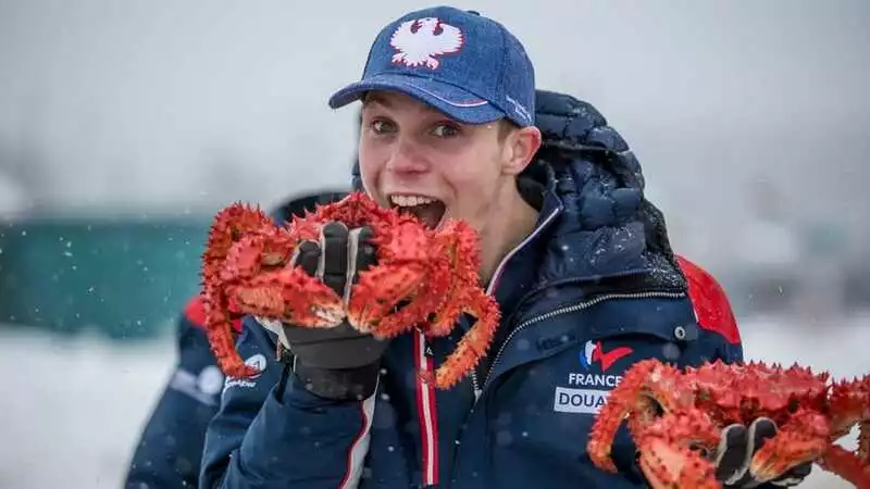 Иностранные спортсмены с сахалинского Кубка мира не выдержали и тоже отправились на рыбалку