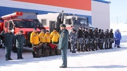 Стало известно, сколько спасателей будут сражаться с паводками и пожарами на Сахалине