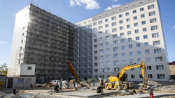 «Списки на переселение готовы». Дом на 127 квартир сдадут в Южно-Сахалинске раньше срока