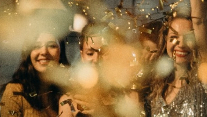 Сближение с историей, яркие постановки и именитые диджеи: афиша на выходные в Южно-Сахалинске