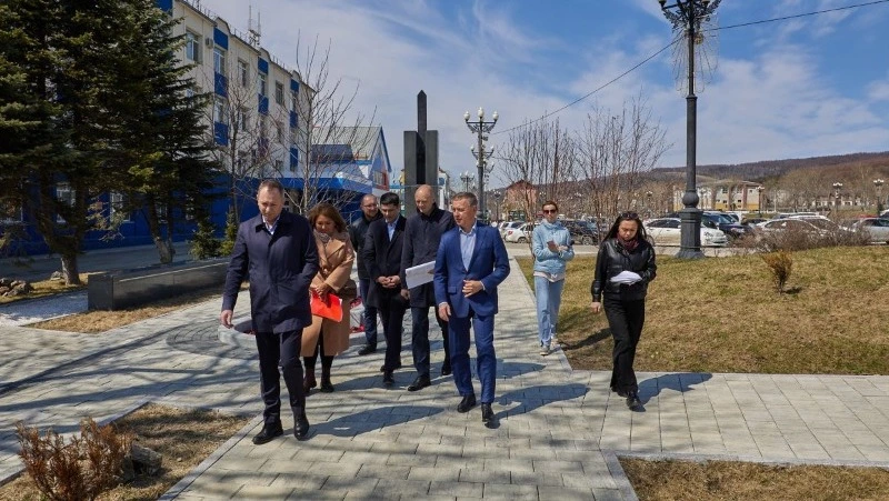 Новый сквер завершат до конца июня 2023 года в Южно-Сахалинске