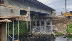 На юге Сахалина отремонтируют мост через реку Кострому  