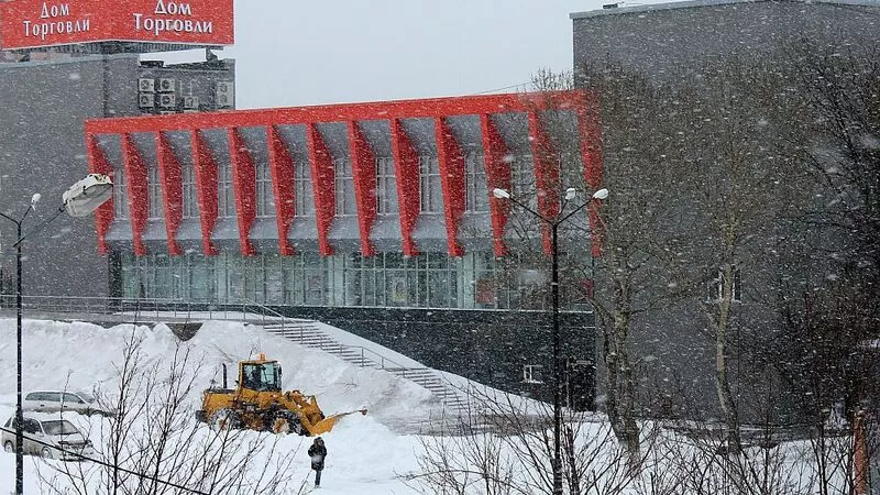 Метель отрезала Сахалин от материка