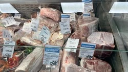 Губернатор посетил социальный магазин в Невельске и остался доволен