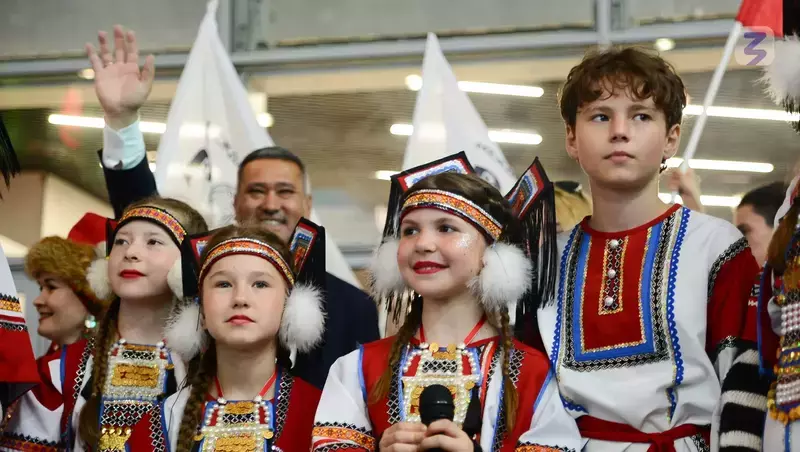 Марафон «Россия — семья семей» общества «Знание» откроет Год единства народов России