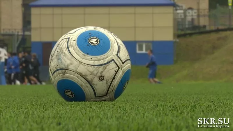 Футболисты сахалинской «молодежки» возобновили тренировки и готовятся к началу сезона