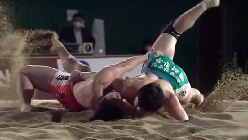 Борьба на песке – сирым. На старт 02.08.23