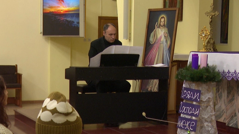 В Южно-Сахалинске выступил именитый органист Дечебала Григоруцэ