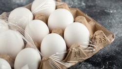 Росстат: куриные яйца подешевели на 0,6%