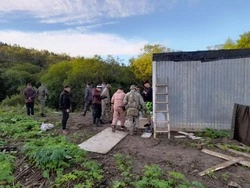 Граждане Таджикистана устроились нелегальными охранниками на реки Сахалина