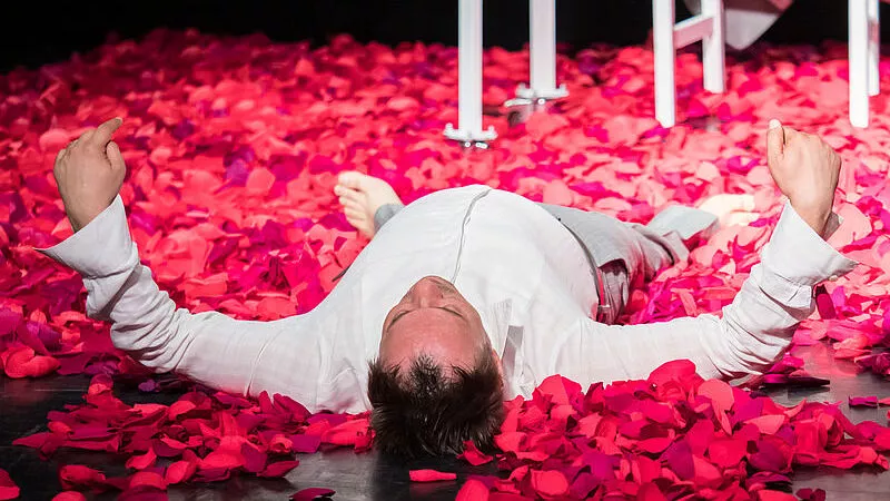 Монологи о самом важном: сахалинцы увидели сербские «Иллюзии»