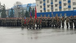 Репетиции парада Победы стартовали в Южно-Сахалинске 26 апреля