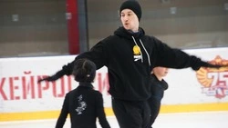 Чемпион мира по фигурному катанию будет тренировать юных сахалинцев