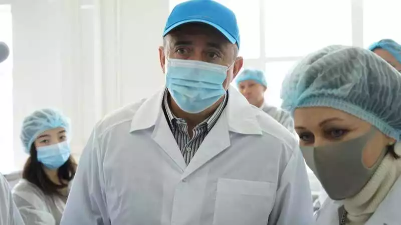 Цех в Ногликах будет лепить пельмени для всей области