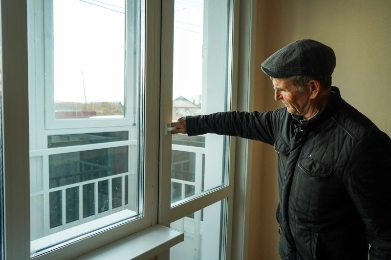 В Корсаковском районе десятки семей переехали в новые квартиры