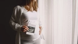 Жительницы Сахалина и Курил смогут получить помощь на оплату ЭКО и генетических тестов