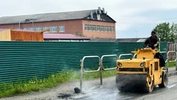 Свыше 2300 дефектов дорог устранили за неделю ямочного ремонта на Сахалине