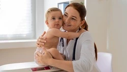 Стал известен график работы педиатров в Южно-Сахалинске в праздничные выходные