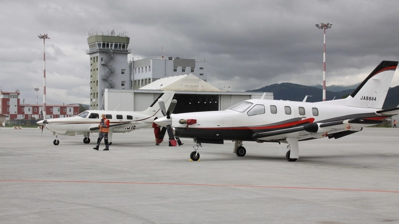 Японские летчики совершили перелет с Хоккайдо до Сахалина
