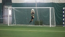 «Белые» и «Марс» разошлись боевой ничьей в финале «Зимней футбольной лиги» на Сахалине