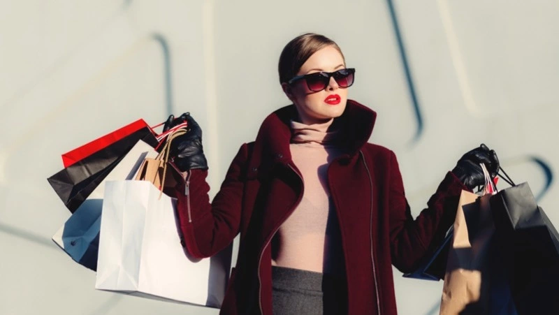 SuperJob: главным безрассудным поступком в 2022 году назвали спонтанные покупки