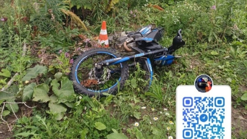 Мотоциклист свалился в кювет из-за «УАЗа» в Александровск-Сахалинском районе