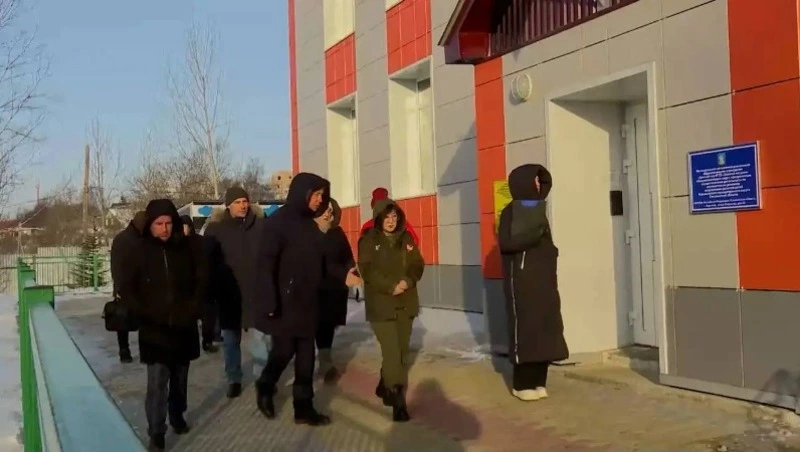 Команда «Губернаторского контроля» оценила состояние домов, дворов и соцобъектов Корсакова