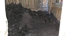 Замдиректора УК в Долинском районе попалась на хищении угля для льготников