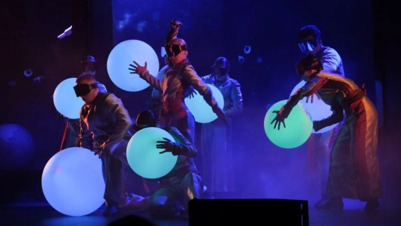 Танцевальный спектакль «Я вижу звезды» отправляется на родину Константина Циолковского