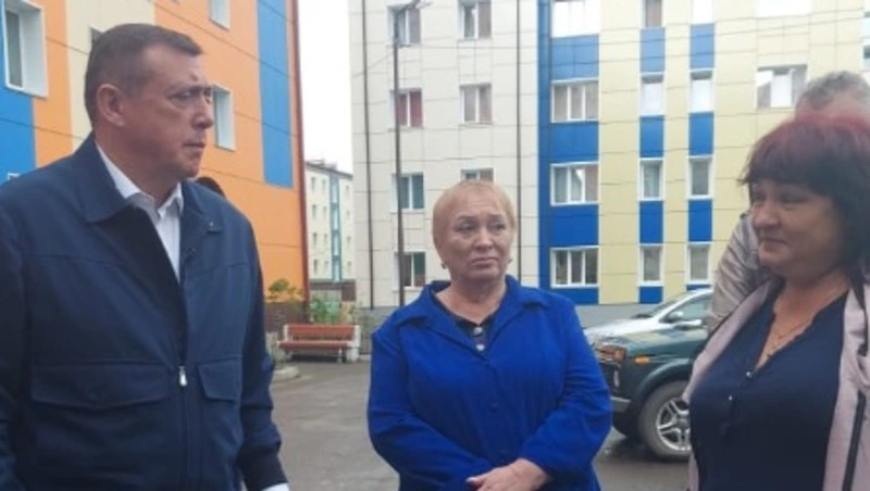 По проекту «1000 дворов» в Шахтерске поставят детскую площадку к 1 октября