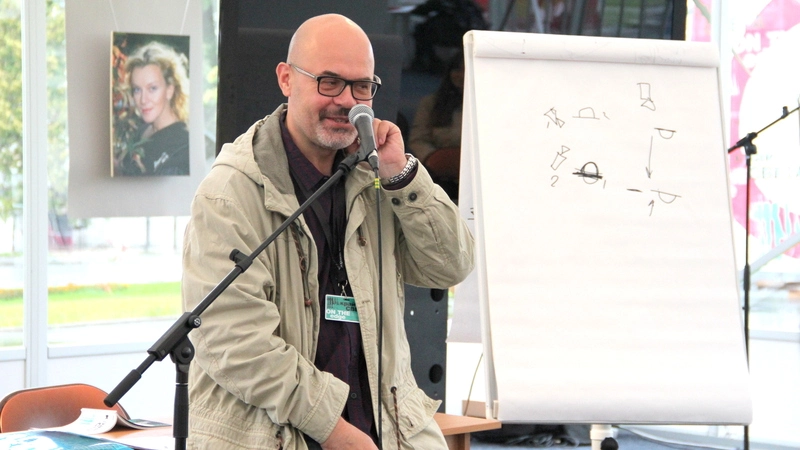 Сценарист Фатахов объяснил сахалинцам, как вызвать эмпатию к герою