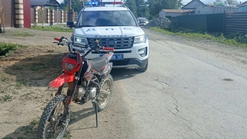 Семь машин сахалинцев отогнали на штрафстоянку 12 августа